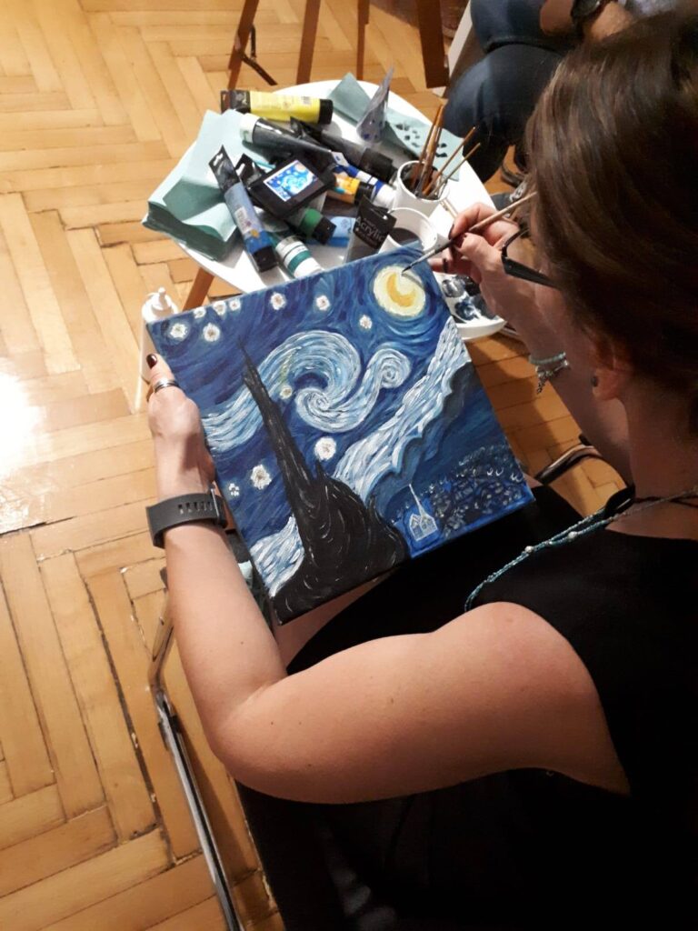Ateliere neconvenționale - Seara de Pictura și Vin 3 Imagine din galeria atelierului „Pictură și vin”